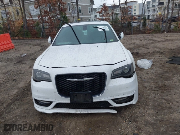 2018 Chrysler 300 with VIN 2C3CCABG5JH244829, listed as a IAAI auction lot 41726654 with 156,131 mi miles. Bid and sale history available at carsss.com. Image 11.
