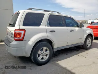 2011 Ford Escape Hybrid with VIN 1FMCU5K30BKC06444, listed as a Copart auction lot 58860415 with 56,001 mi miles and Clean title. Bid and sale history available at DreamBid. Image 3.