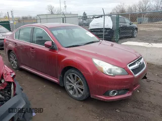 2014 Subaru Legacy Special Sports z VIN 4S3BMCH65E3015381, wystawiony jako IAAI lot #41717155 z przebiegiem 145 666 mil mil oraz . Historia ofert i sprzedaży dostępna na DreamBid. Obrazek 1.