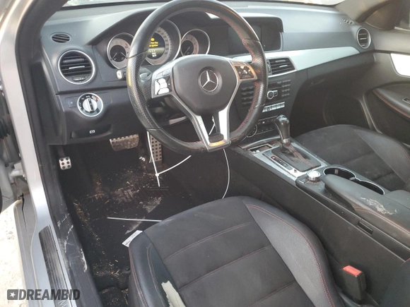 2015 Mercedes-Benz C-Class C 250 with VIN WDDGJ4HBXFG373156, listed as a Copart auction lot 43754385 with 130,610 mi miles and Clean Title. Bid and sale history available at carsss.com. Image 8.