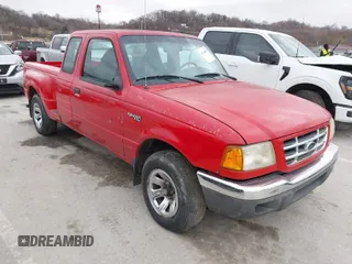 2002 Ford Ranger XL with VIN 1FTYR14U62PA14152, listed as a IAAI auction lot 41748979 with 190,180 mi miles. Bid and sale history available at carsss.com. Image 1.