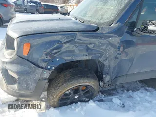 2020 Jeep Renegade Latitude z VIN ZACNJBBB3LPL87460, wystawiony jako IAAI lot #41547700 z przebiegiem 75 000 mil mil oraz . Historia ofert i sprzedaży dostępna na DreamBid. Obrazek 6.