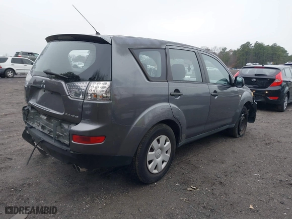 2007 Mitsubishi Outlander ES with VIN JA4MS31X07Z015784, listed as a IAAI auction lot 38911508 with 166,115 mi miles. Bid and sale history available at carsss.com. Image 4.
