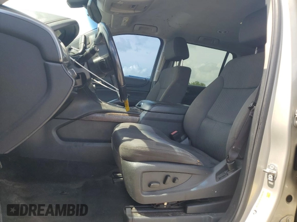 2015 Chevrolet Tahoe LS with VIN 1GNSCAKC2FR141953, listed as a Copart auction lot 65382145 with 271,798 mi miles and Clean title. Bid and sale history available at DreamBid. Image 7.