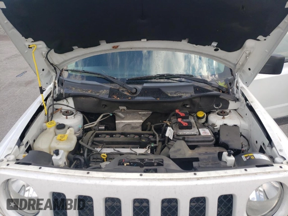 2016 Jeep Patriot Latitude with VIN 1C4NJPFA3GD612918, listed as a Copart auction lot 55830645 with 165,024 mi miles and Clean title. Bid and sale history available at DreamBid. Image 12.