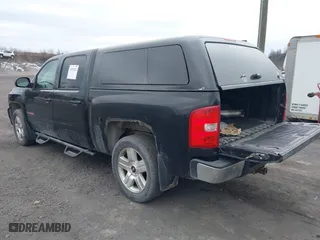 2008 Chevrolet Silverado 1500 LTZ with VIN 2GCEK13Y881162613, listed as a IAAI auction lot 41893222 with 192,078 mi miles. Bid and sale history available at carsss.com. Image 3.