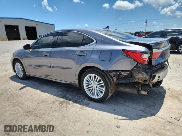 2014 Lexus ES 330 with VIN JTHBK1GG5E2101749, listed as a Copart auction lot 63680425 with 272,621 mi miles and Salvage title. Bid and sale history available at DreamBid. Image 2.