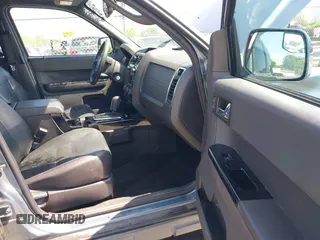 2012 Ford Escape Limited with VIN 1FMCU0EG5CKC45498, listed as a IAAI auction lot 42010238 with 158,531 mi miles. Bid and sale history available at carsss.com. Image 5.