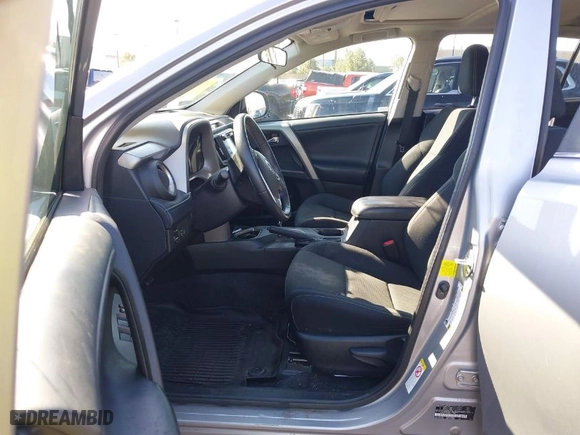 2018 Toyota RAV4 XLE with VIN 2T3WFREV7JW408039, listed as a IAAI auction lot 41686372 with 94,125 mi miles. Bid and sale history available at carsss.com. Image 5.