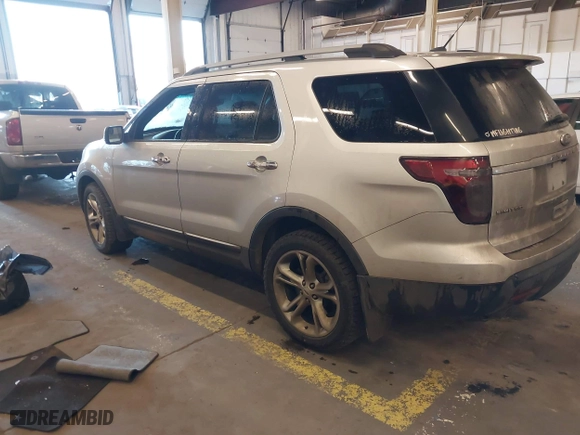 2013 Ford Explorer Limited with VIN 1FM5K8F81DGC06481, listed as a IAAI auction lot 41450796 with 173,488 mi miles. Bid and sale history available at carsss.com. Image 3.