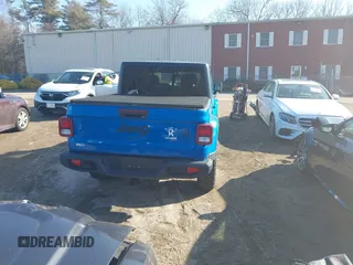 2021 Jeep Gladiator Willys with VIN 1C6HJTAG3ML572690, listed as a IAAI auction lot 41649907 with 74,734 mi miles and . Bid and sale history available at DreamBid. Image 17.
