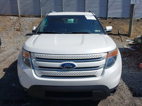 2011 Ford Explorer Limited with VIN 1FMHK8F89BGA79229, listed as a IAAI auction lot 41828412 with 139,894 mi miles. Bid and sale history available at carsss.com. Image 12.