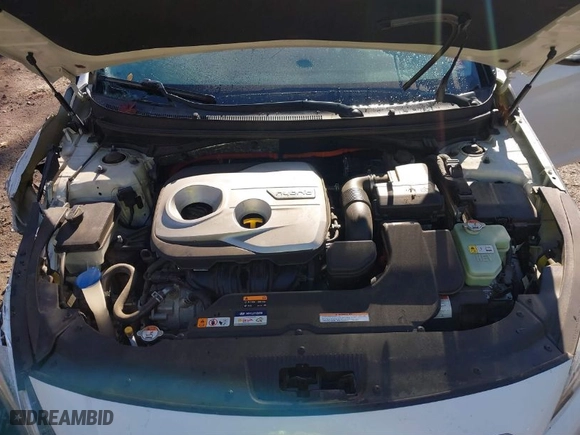2016 Hyundai Sonata Hybrid Limited with VIN KMHE34L18GA017816, listed as a IAAI auction lot 40979824 with 85,466 mi miles. Bid and sale history available at carsss.com. Image 10.
