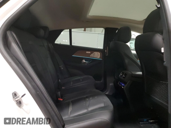 2022 Mercedes-Benz GLE 53 AMG with VIN 4JGFD6BB2NA823655, listed as a Copart auction lot 53130005 with 15,657 mi miles and Clean title. Bid and sale history available at DreamBid. Image 11.