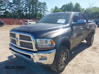 2015 Ram 2500 Laramie z VIN 3C6UR5FL6FG708769, wystawiony jako IAAI lot #42299173 z przebiegiem 101 660 mil mil oraz . Historia ofert i sprzedaży dostępna na DreamBid. Obrazek 18.