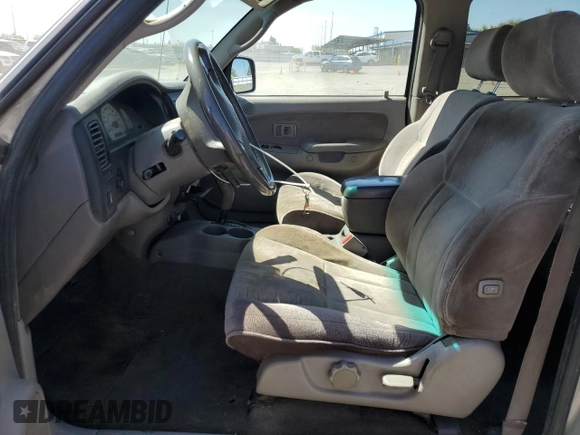 2003 Toyota Tacoma PreRunner z VIN 5TEGN92N63Z190906, wystawiony jako Copart lot #51541905 z przebiegiem 370 846 mil mil oraz Szkoda całkowita • Salvage title. Historia ofert i sprzedaży dostępna na DreamBid. Obrazek 7.