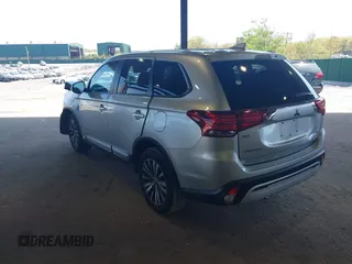 2020 Mitsubishi Outlander ES z VIN JA4AZ3A34LZ044369, wystawiony jako IAAI lot #42170949 z przebiegiem 133 730 mil mil oraz . Historia ofert i sprzedaży dostępna na DreamBid. Obrazek 3.