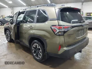 2025 Subaru Forester Premium with VIN JF2SLDDC9SH438517, listed as a IAAI auction lot 42503076 with 7,773 mi miles and . Bid and sale history available at DreamBid. Image 3.