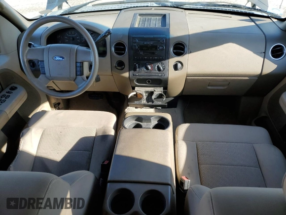 2005 Ford F-150 XLT with VIN 1FTPX12555FB05467, listed as a Copart auction lot 45712335 with 401,186 mi miles and Salvage Title. Bid and sale history available at carsss.com. Image 8.