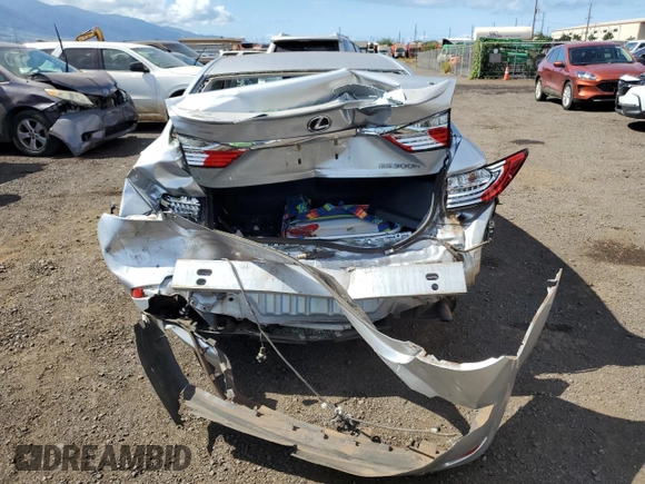 2013 Lexus ES 300h with VIN JTHBW1GG3D2004262, listed as a Copart auction lot 52290995 with 70,565 mi miles and Salvage title. Bid and sale history available at DreamBid. Image 6.