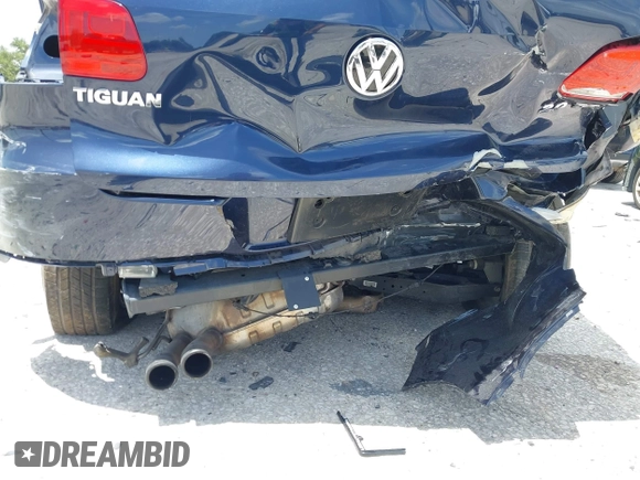 2013 Volkswagen Tiguan S with VIN WVGAV3AX5DW620778, listed as a IAAI auction lot 42505171 with 178,399 mi miles and . Bid and sale history available at DreamBid. Image 14.