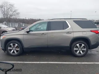 2019 Chevrolet Traverse LT Leather with VIN 1GNEVHKW1KJ155412, listed as a IAAI auction lot 41136467 with 63,332 mi miles. Bid and sale history available at carsss.com. Image 14.