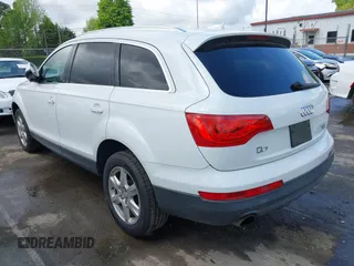 2014 Audi Q7 Premium z VIN WA1CGAFE8ED020377, wystawiony jako IAAI lot #42023021 z przebiegiem 73 313 mil mil oraz . Historia ofert i sprzedaży dostępna na DreamBid. Obrazek 3.