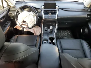 2017 Lexus NX 200t z VIN JTJYARBZXH2061188, wystawiony jako Copart lot #52870415 z przebiegiem Nie podano mil oraz Szkody całkowita. Historia ofert i sprzedaży dostępna na DreamBid. Obrazek 8.