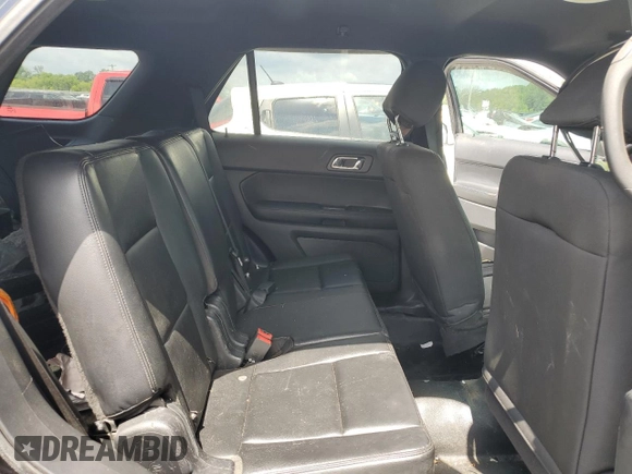 2017 Ford Police Interceptor Utility z VIN 1FM5K8AR5HGA17161, wystawiony jako Copart lot #60197085 z przebiegiem Nie podano mil oraz Szkoda całkowita • Salvage title. Historia ofert i sprzedaży dostępna na DreamBid. Obrazek 11.