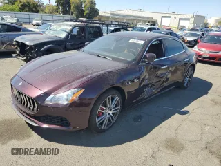 2017 Maserati Quattroporte S Q4 z VIN ZAM56RRA4H1217315, wystawiony jako Copart lot #69650674 z przebiegiem 73 131 mil mil oraz Szkoda całkowita • Salvage title. Historia ofert i sprzedaży dostępna na DreamBid. Obrazek 1.