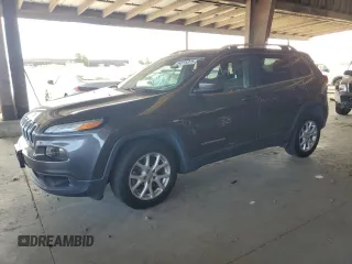 2016 Jeep Cherokee Altitude with VIN 1C4PJLCB1GW280786, listed as a Copart auction lot 64615375 with 173,619 mi miles and Clean title. Bid and sale history available at DreamBid. Image 1.