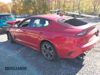 2018 Kia Stinger GT2 with VIN KNAE55LC0J6019590, listed as a IAAI auction lot 40627501 with 90,021 mi miles. Bid and sale history available at carsss.com. Image 3.