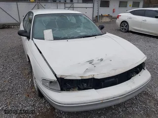 1997 Chrysler LHS with VIN 2C3HC56FXVH592484, listed as a IAAI auction lot 41667403 with 139,051 mi miles. Bid and sale history available at carsss.com. Image 6.