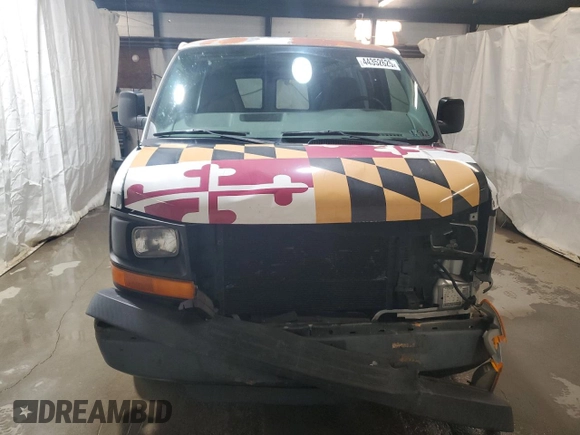 2006 GMC Savana Cargo Van with VIN 1GTGG29V261128876, listed as a Copart auction lot 44352625 with 230,977 mi miles and Salvage Title. Bid and sale history available at carsss.com. Image 5.