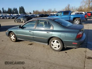 1996 Honda Accord LX with VIN 1HGCD5636TA278854, listed as a Copart auction lot 88117305 with 218,132 mi miles and Salvage Title. Bid and sale history available at DreamBid. Image 2.