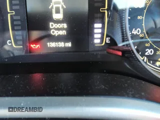2017 Jeep Cherokee Latitude с VIN 1C4PJMCS8HW620426, выставлен на аукционе IAAI как лот 41252209 с пробегом 136 138 миль миль и . История ставок и продаж доступна на DreamBid. Изображение 15.