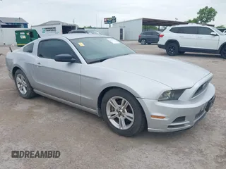 2014 Ford Mustang V6 with VIN 1ZVBP8AM3E5228599, listed as a IAAI auction lot 42656325 with 185,188 mi miles and . Bid and sale history available at DreamBid. Image 1.