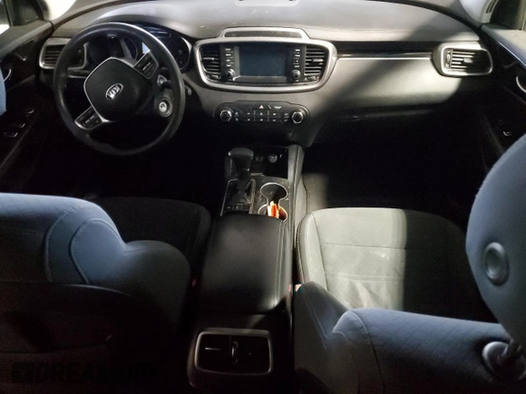 2019 Kia Sorento LX with VIN 5XYPGDA39KG554855, listed as a Copart auction lot 45777385 with 119,998 mi miles and Salvage Title. Bid and sale history available at carsss.com. Image 8.