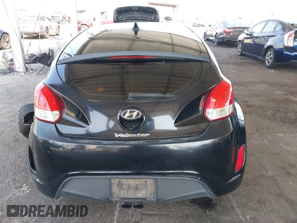 2013 Hyundai Veloster w/Black Int with VIN KMHTC6AD6DU088815, listed as a IAAI auction lot 42184776 with 204,930 mi miles and . Bid and sale history available at DreamBid. Image 16.
