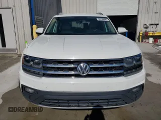 2018 Volkswagen Atlas SE with VIN 1V2CR2CA2JC532383, listed as a Copart auction lot 60138845 with 133,596 mi miles and Salvage title. Bid and sale history available at DreamBid. Image 5.
