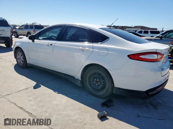 2013 Ford Fusion S with VIN 3FA6P0G72DR286471, listed as a Copart auction lot 48069165 with 263,228 mi miles and Clean Title. Bid and sale history available at carsss.com. Image 2.
