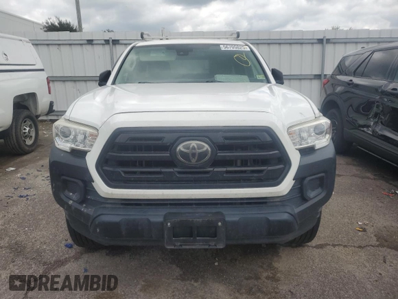 2018 Toyota Tacoma SR z VIN 5TFRX5GN4JX109409, wystawiony jako Copart lot #56705025 z przebiegiem 155 096 mil mil oraz Czysty tytuł • Clean title. Historia ofert i sprzedaży dostępna na DreamBid. Obrazek 5.