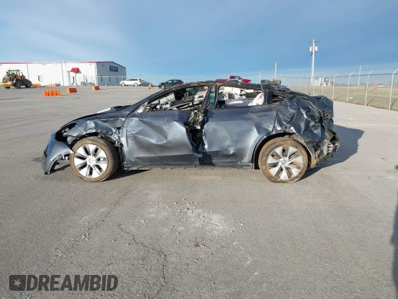 2023 Tesla Model Y Performance with VIN 7SAYGDEF1PA048850, listed as a IAAI auction lot 38709731 with Not Provided miles and . Bid and sale history available at DreamBid. Image 13.
