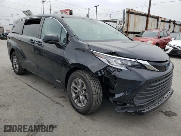 2021 Toyota Sienna LE z VIN 5TDKRKECXMS056186, wystawiony jako Copart lot #60854425 z przebiegiem 30 580 mil mil oraz Szkoda całkowita • Salvage title. Historia ofert i sprzedaży dostępna na DreamBid. Obrazek 4.