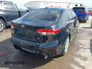 2021 Toyota Corolla LE with VIN JTDEPMAE0MJ188022, listed as a IAAI auction lot 41811424 with 40,375 mi miles. Bid and sale history available at carsss.com. Image 4.