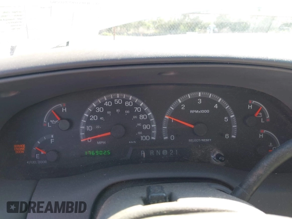 2002 Ford F-150 XL with VIN 1FTRX17WX2NA92467, listed as a IAAI auction lot 41977334 with 176,902 mi miles. Bid and sale history available at carsss.com. Image 7.