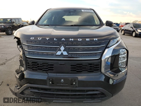 2023 Mitsubishi Outlander ES z VIN JA4J3TA80PZ028740, wystawiony jako Copart lot #42343545 z przebiegiem 26 206 mil mil oraz Szkoda całkowita • Salvage title. Historia ofert i sprzedaży dostępna na DreamBid. Obrazek 5.