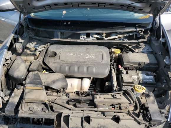 2014 Jeep Cherokee Limited z VIN 1C4PJMDB3EW266471, wystawiony jako Copart lot #60292915 z przebiegiem 219 660 mil mil oraz Szkoda całkowita • Salvage title. Historia ofert i sprzedaży dostępna na DreamBid. Obrazek 12.