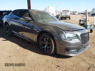 2021 Chrysler 300 S с VIN 2C3CCABT7MH683399, выставлен на аукционе IAAI как лот 41370457 с пробегом 54 814 миль миль и . История ставок и продаж доступна на DreamBid. Изображение 1.