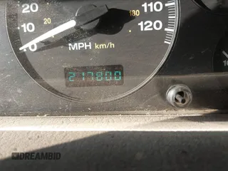 1999 Jeep Grand Cherokee Limited with VIN 1J4GW68N6XC675399, listed as a IAAI auction lot 41745815 with 217,800 mi miles. Bid and sale history available at carsss.com. Image 15.